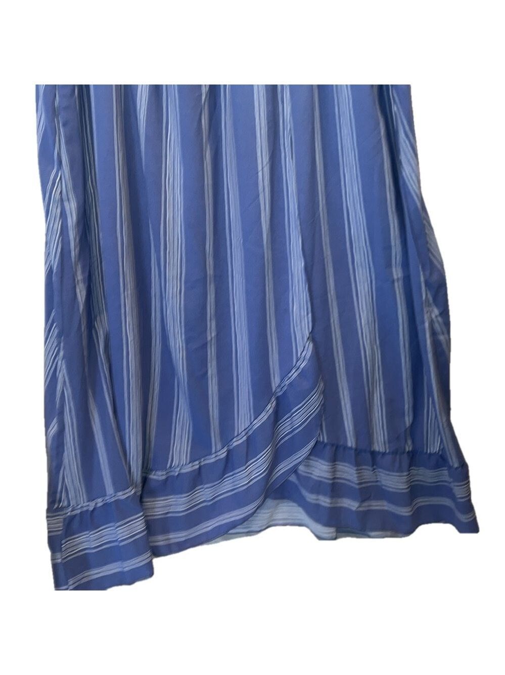 Bloomchic Maxi Dress, Sz 22-24, PTP 25, Length 48”-50”, Soft Polyester Material - Picture 9 of 9